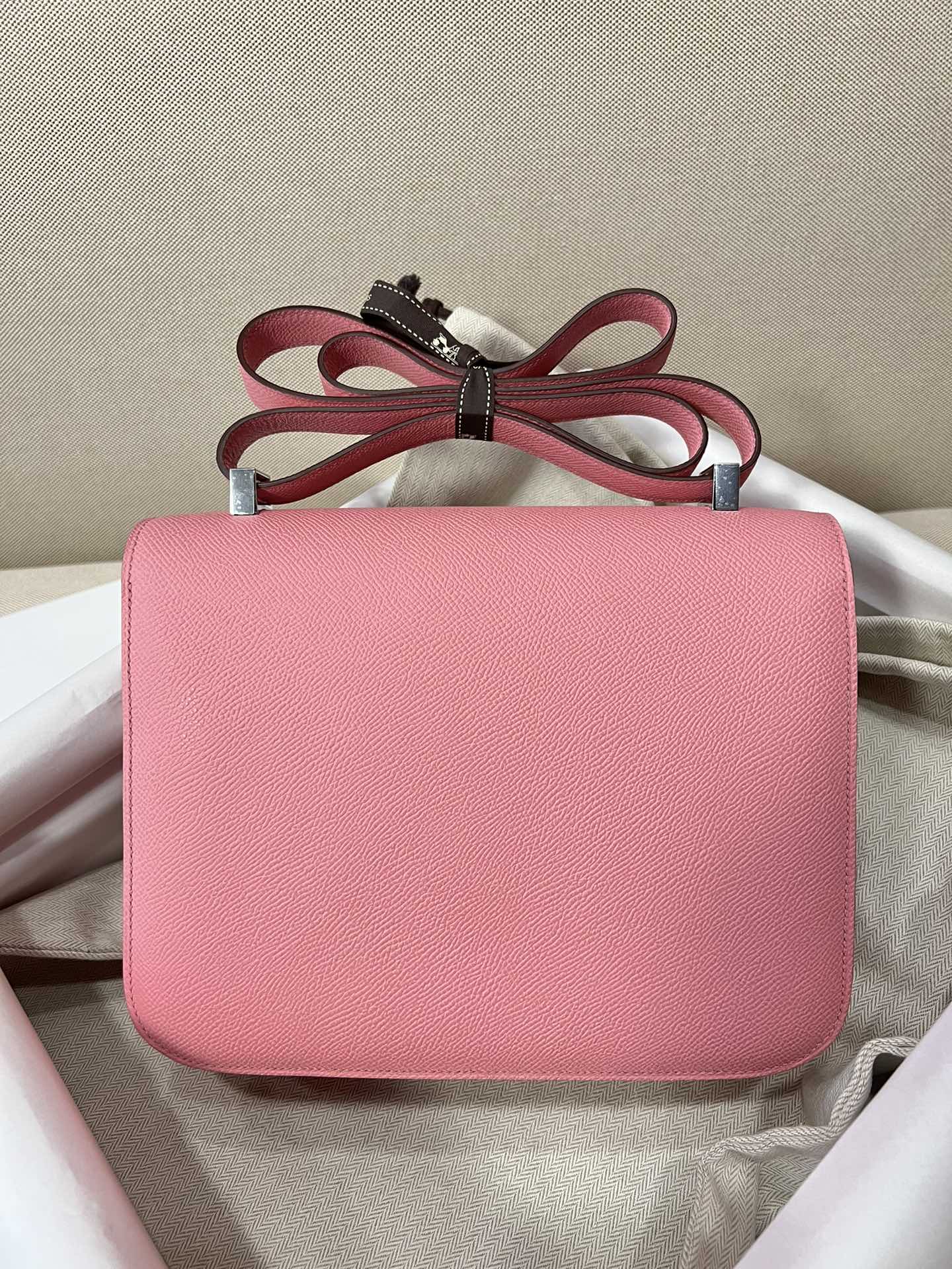 Hermes Constance 24cm Shoulder Bag In Pink Epsom Leather